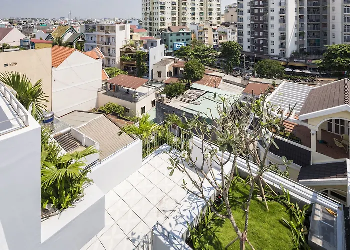 The Tropical Residence Serviced Homestay